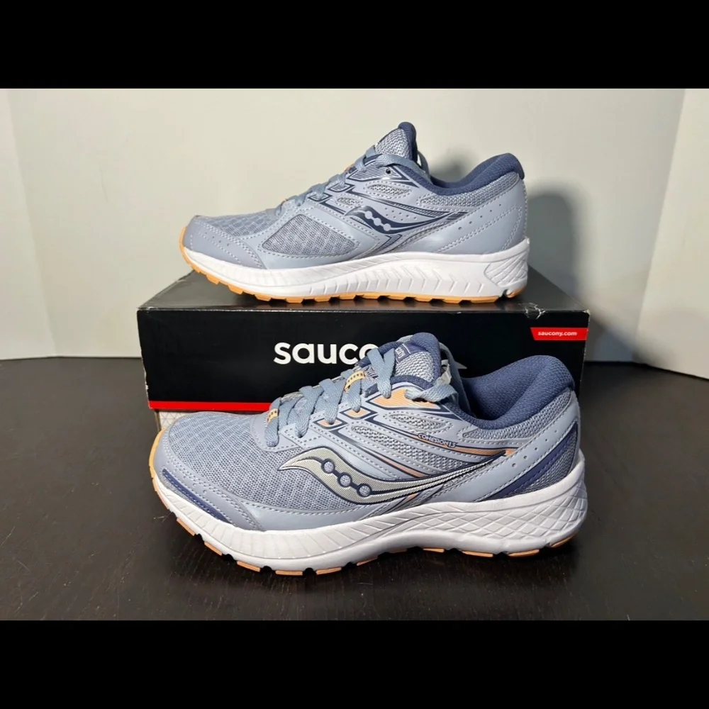 Saucony Cohesion 13 Running Shoes Sneakers Blue Mist/Melon Womans 6.5
